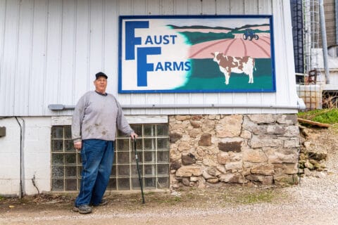 agricultor faust discrimination processa sues farmfor racismo forgiveness program claiming minority plaintiff chilton owns sott