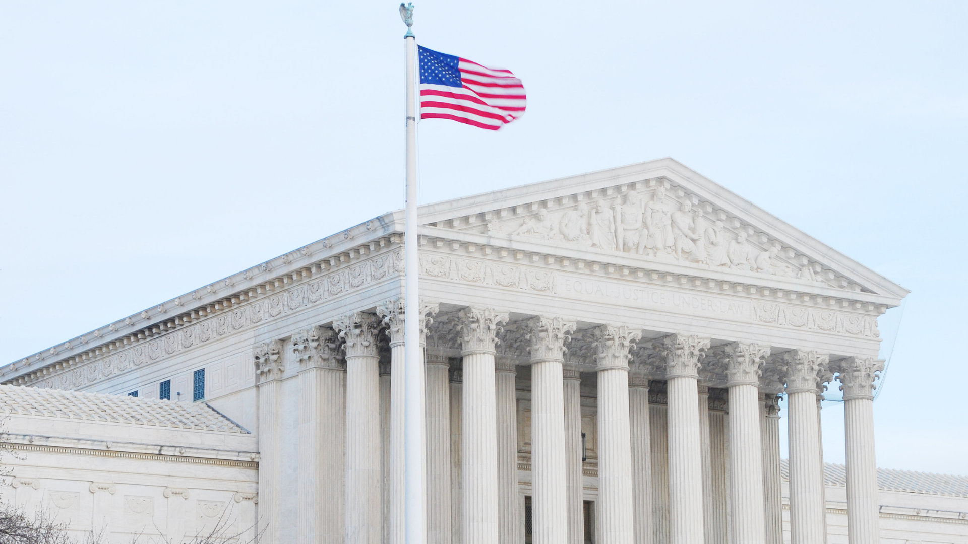 Russian supreme court. Верховный суд США 1775. 1858 Год Верховный суд США. Верховный суд США 19 век фасад здания. Военный суд США.